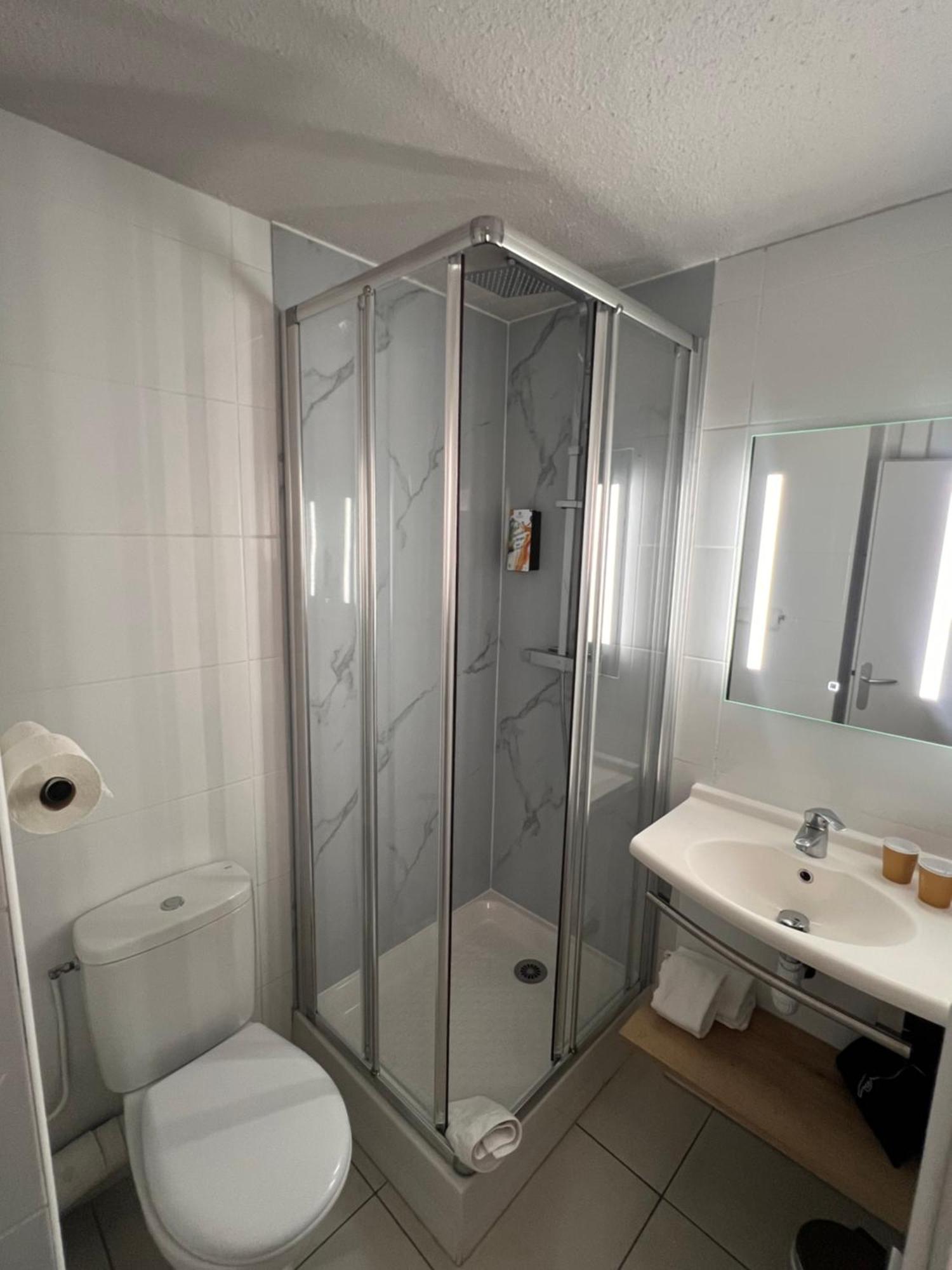 Sure Hotel By Best Western Nimes Est Екстериор снимка